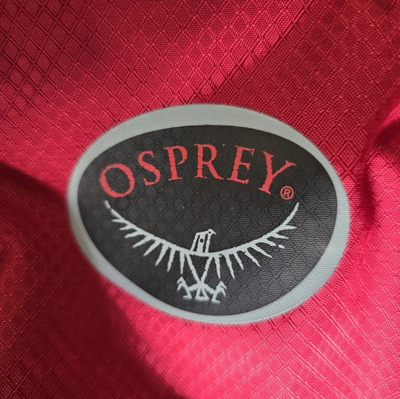 Osprey Red and Gray Daylite Backpack - Picture 3 of 7